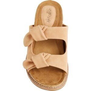 Women's Tan Sandals